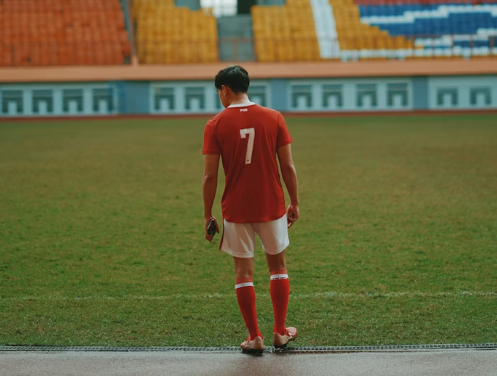 Covers urgent global events disasters, and breaking